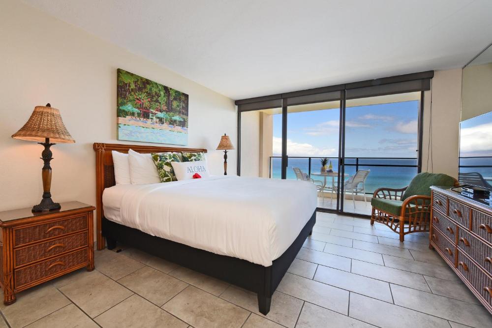 Mahana 602 · MA 602 Kaanapali OceanFront Studio Ocean View Pool